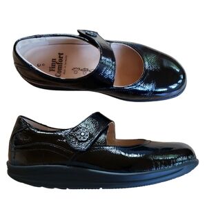 Finn Comfort Black Patent Leather Mary-Jane Shoes